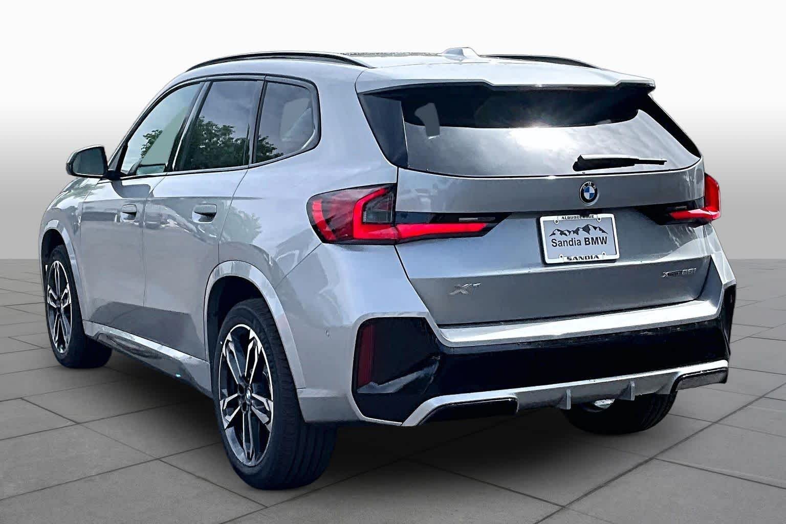 New 2026 Space Silver Metallic BMW xDrive28i image 12