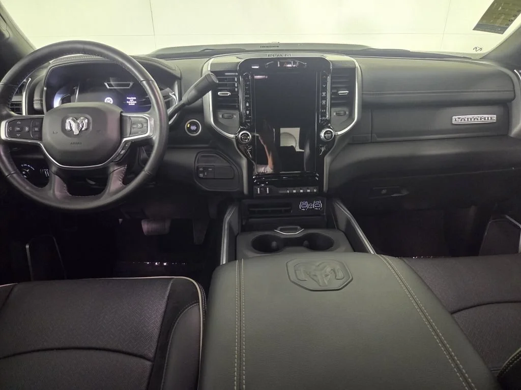 Used 2024 Billet Silver Metallic Clearcoat Ram Laramie image 27
