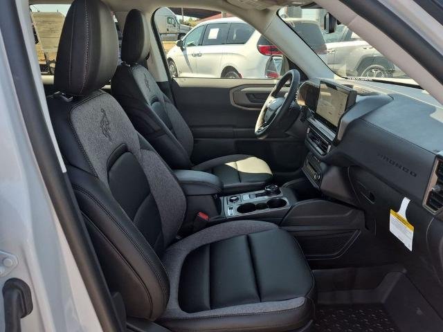 New 2026 Oxford White Ford Badlands® image 29