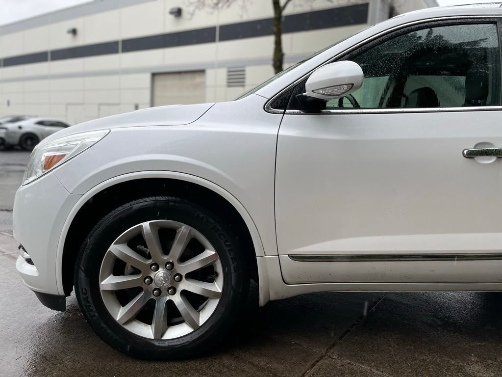 Used 2017 White Frost Tricoat Buick Premium Group image 7