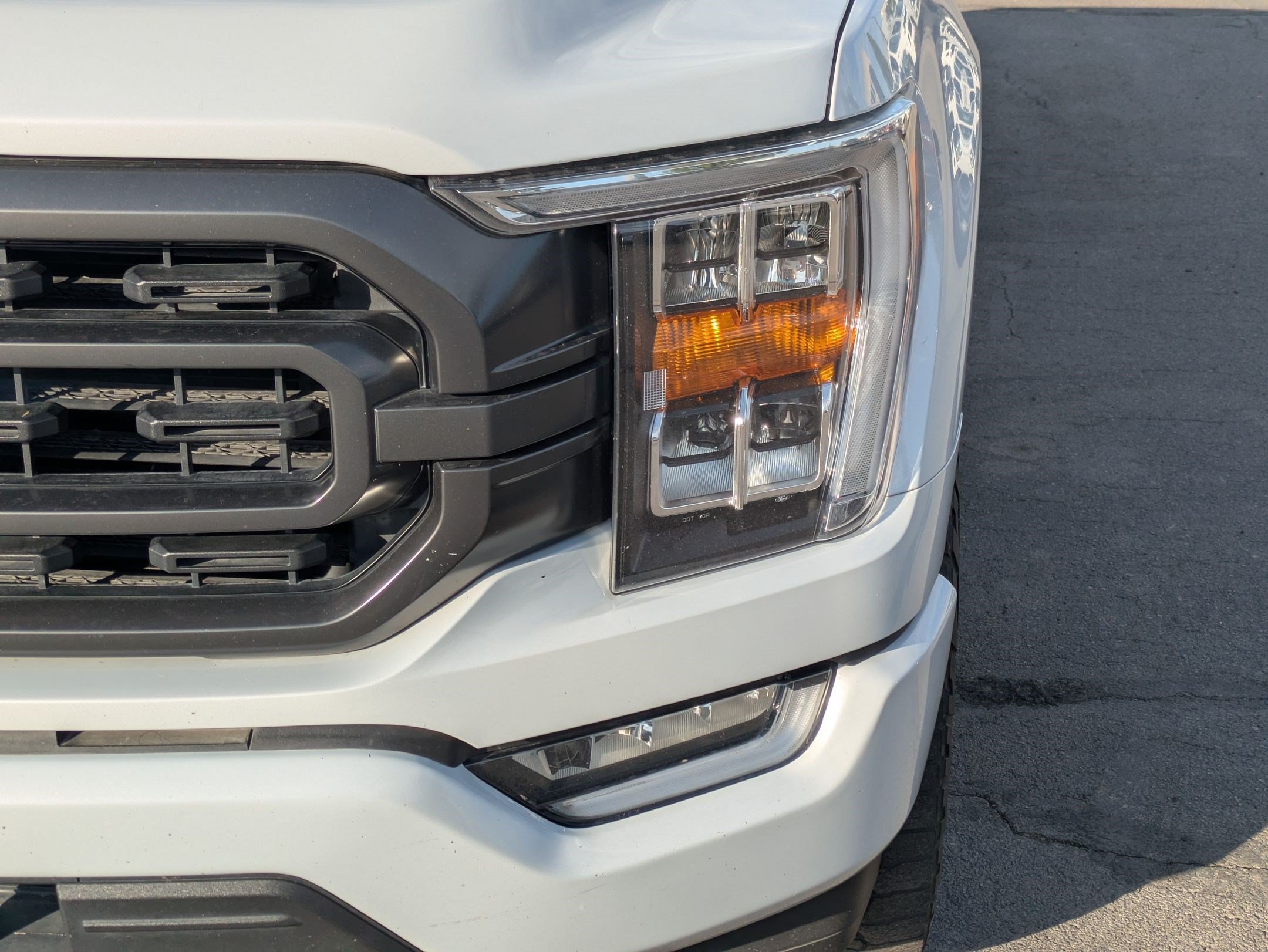 Used 2021 White Metallic Ford XLT image 10