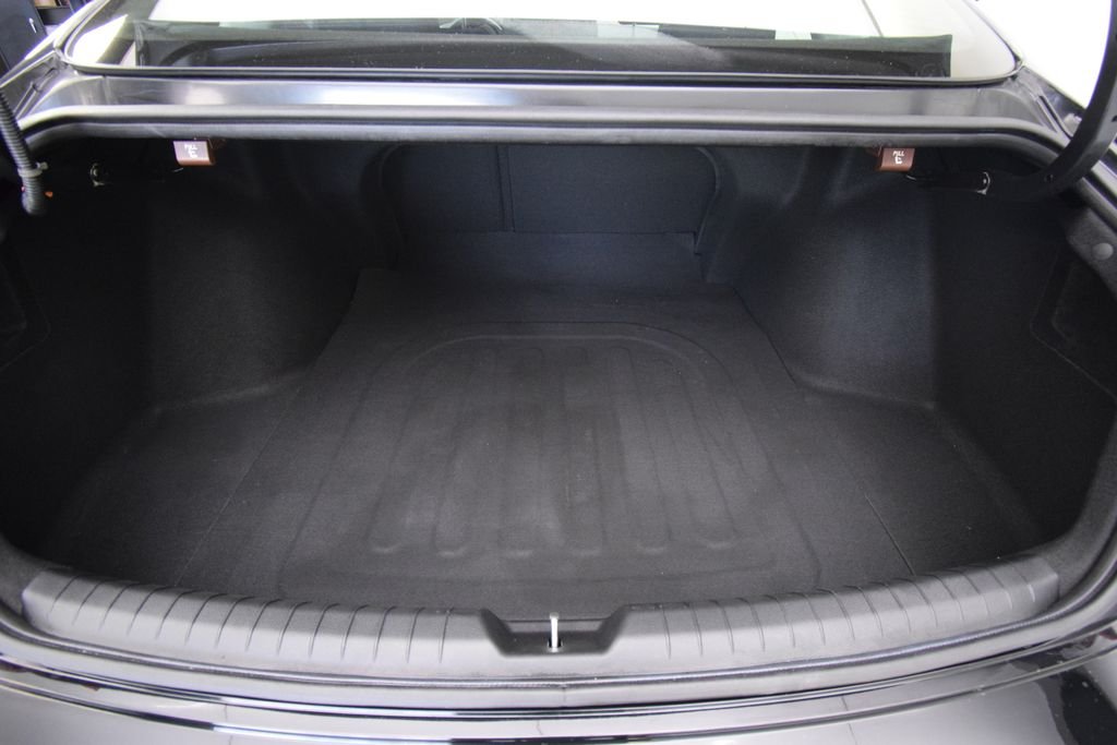 Used 2023 Onyx Black Hyundai SEL image 32