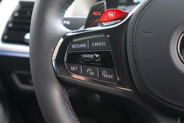 2025 BMW XM Base - Photo 21