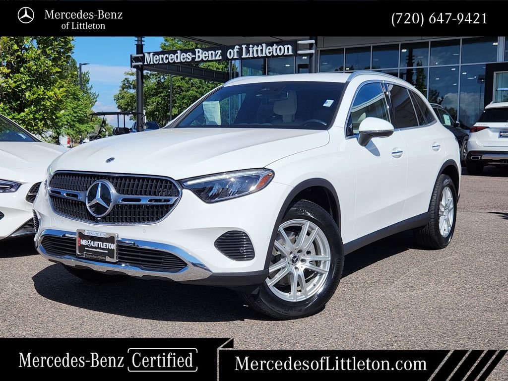 Certified Used 2024 White Mercedes-Benz GLC 300 image 1