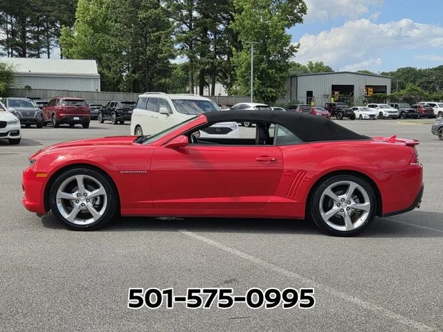 Used 2015 Red Chevrolet 2LT image 2
