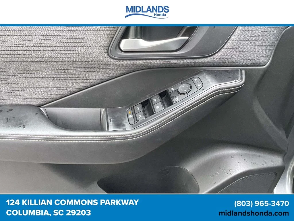 Used 2023 Gun Metallic Nissan SV image 16