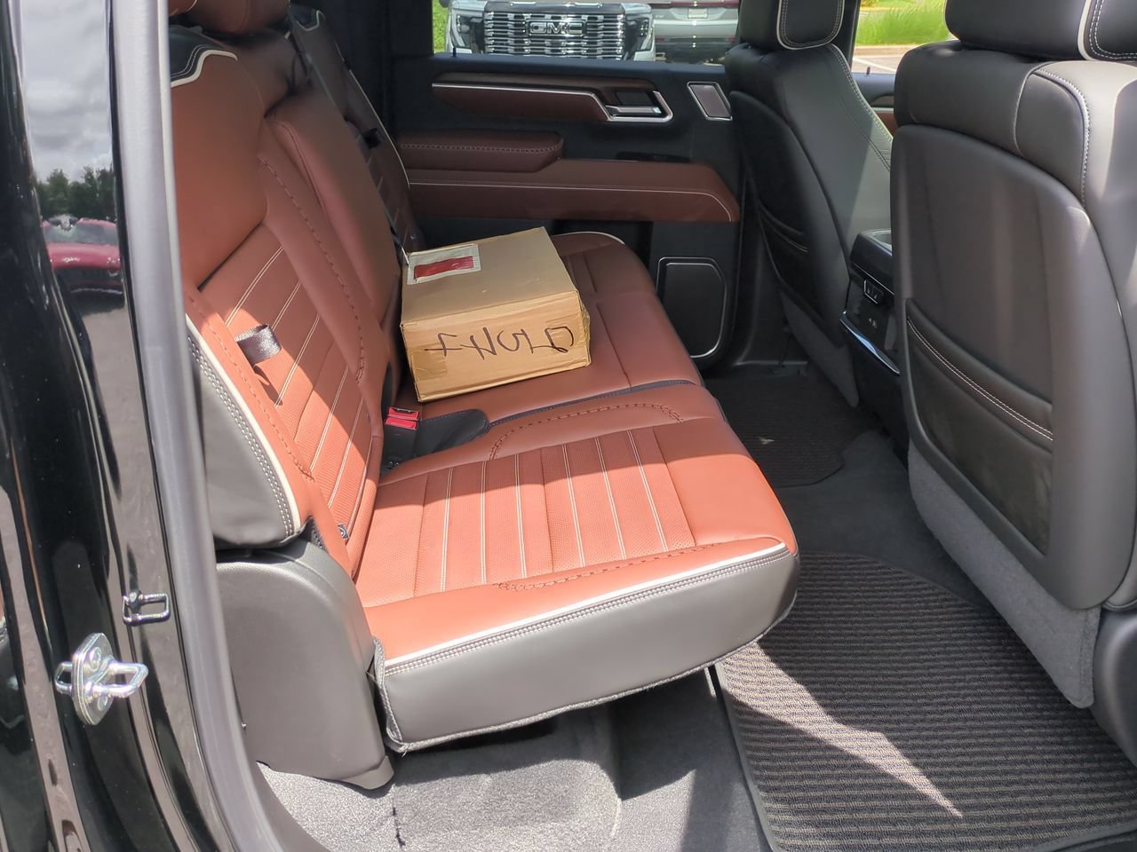 New 2026 Onyx Black GMC Denali Ultimate image 28