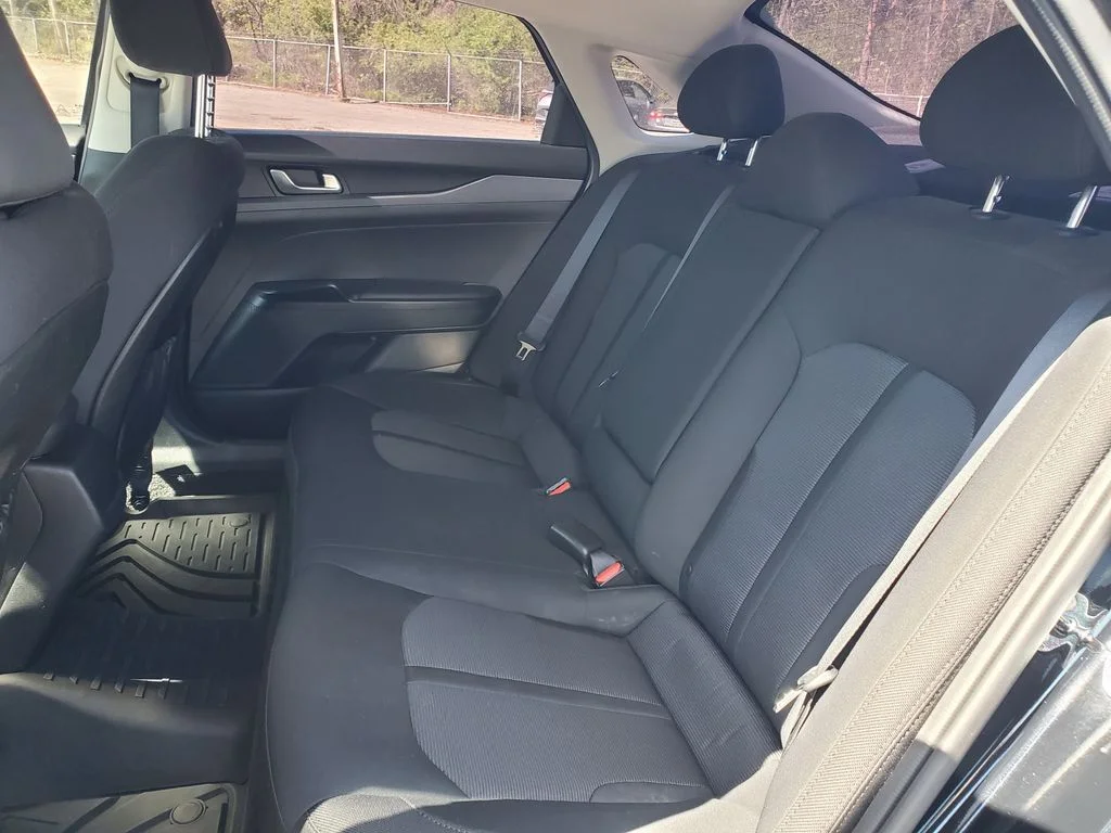Used 2023 Black Kia LXS image 25
