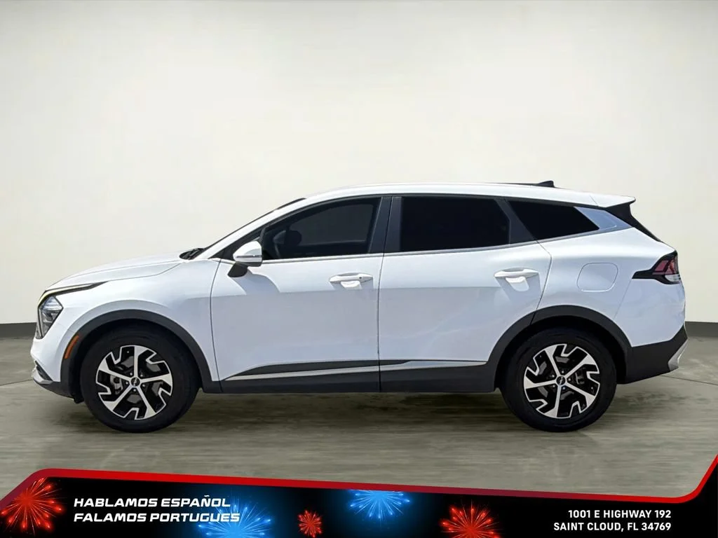 Used 2023 White Kia EX image 3