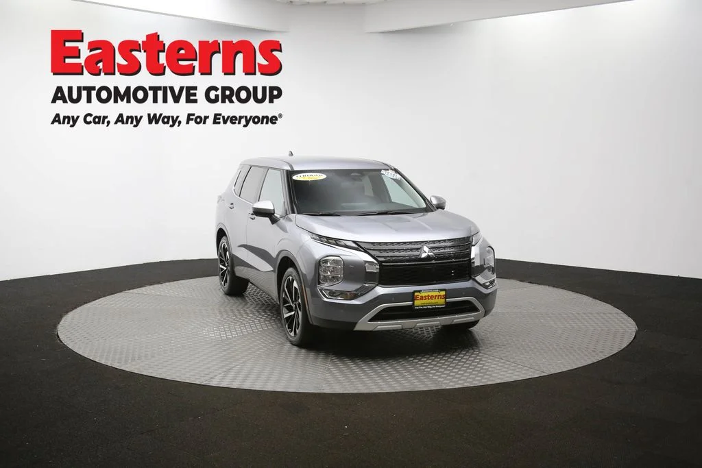 Used 2024 Gray Mitsubishi SE image 50