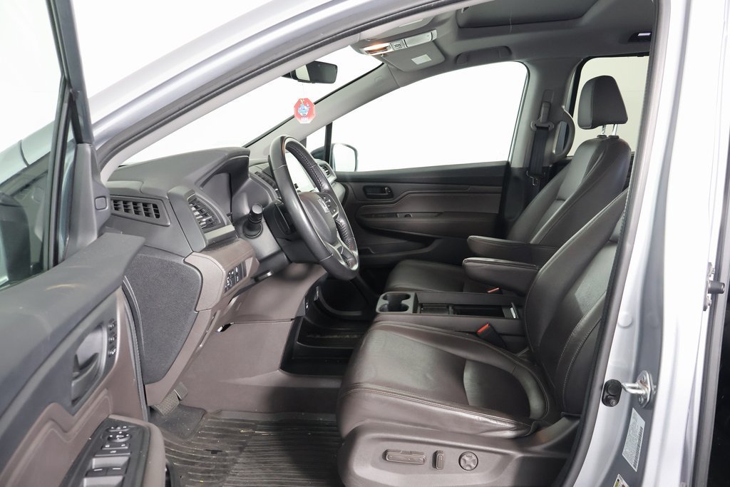 2024 Honda Odyssey EX-L - Photo 10
