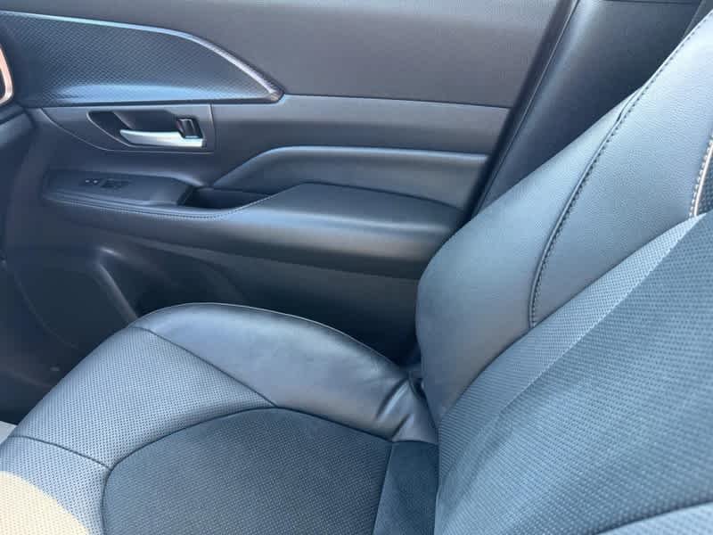 2024 Toyota Grand Highlander Limited - Photo 22