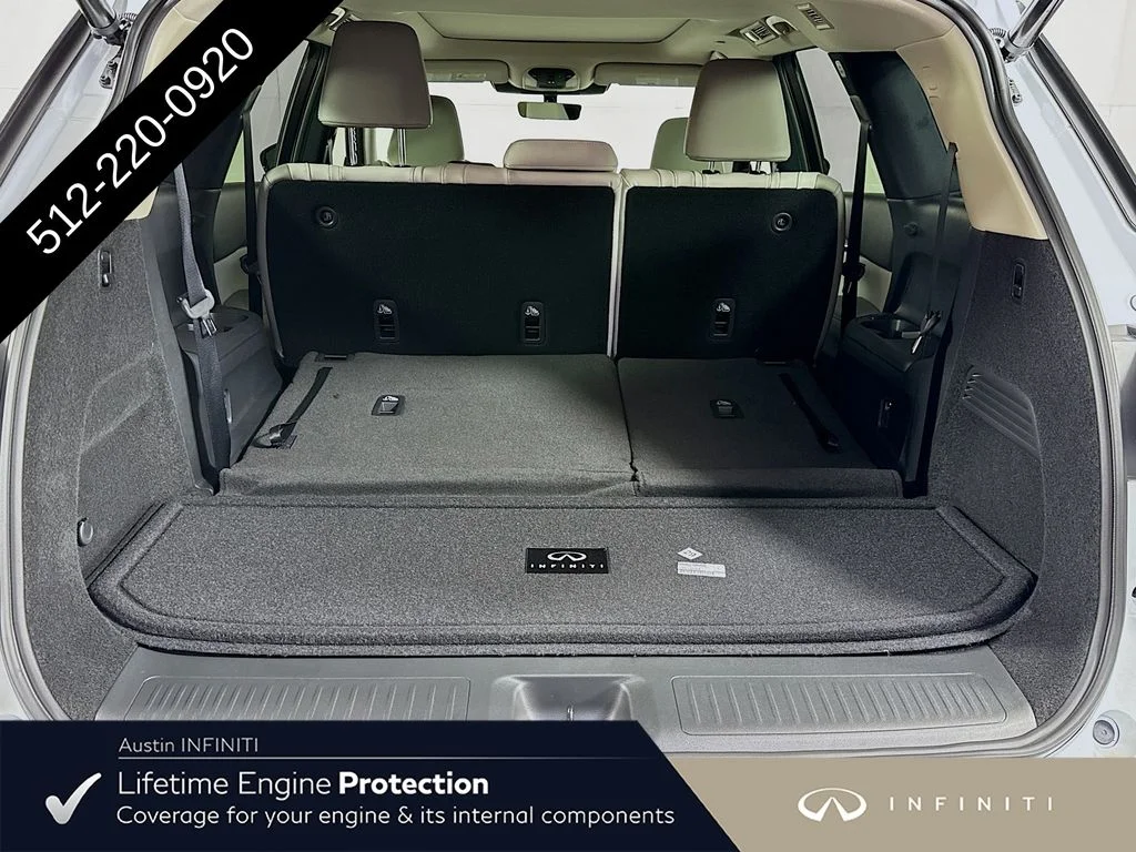 New 2027 RADIANT WHITE INFINITI LUXE image 33