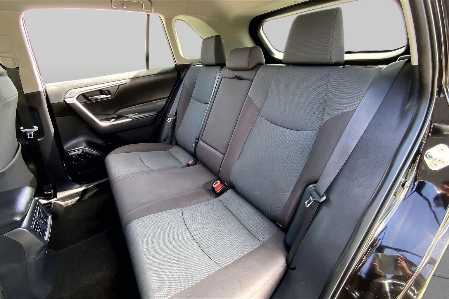 Used 2025 Midnight Black Metallic Toyota XLE image 20