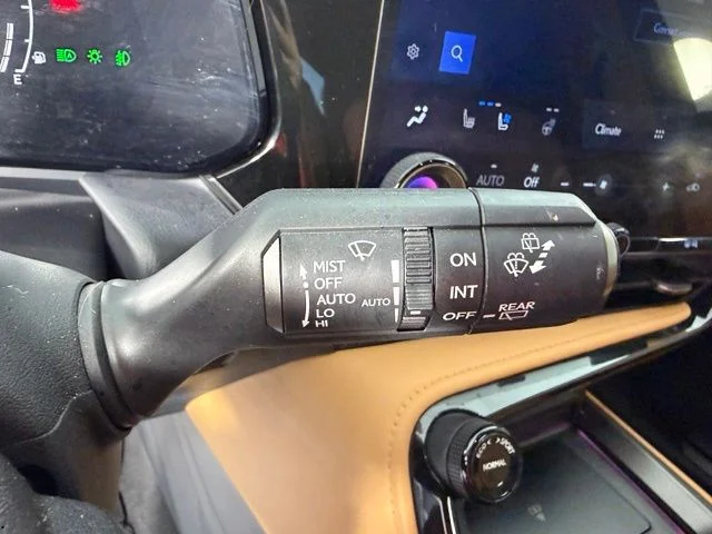 Used 2026 White Lexus 350 Premium image 28