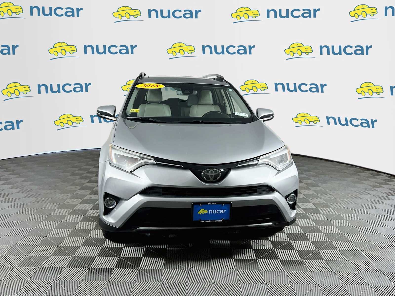 Used 2018 Silver Sky Metallic Toyota Limited image 2