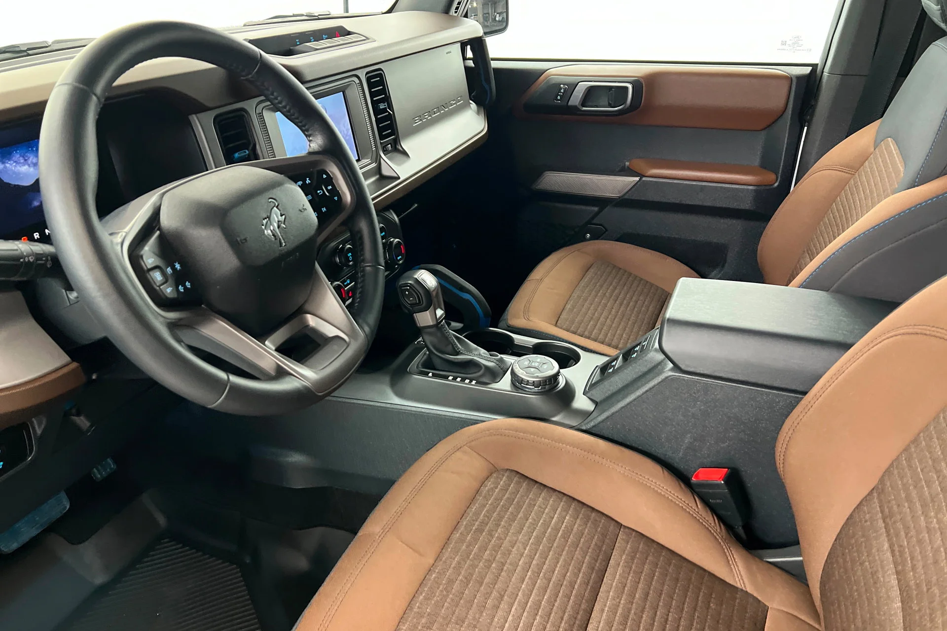 2023 Ford Bronco 4-Door Outer Banks - Photo 15