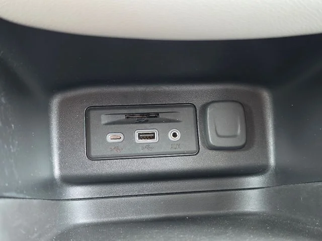 Used 2020 Gray Chevrolet LT image 25
