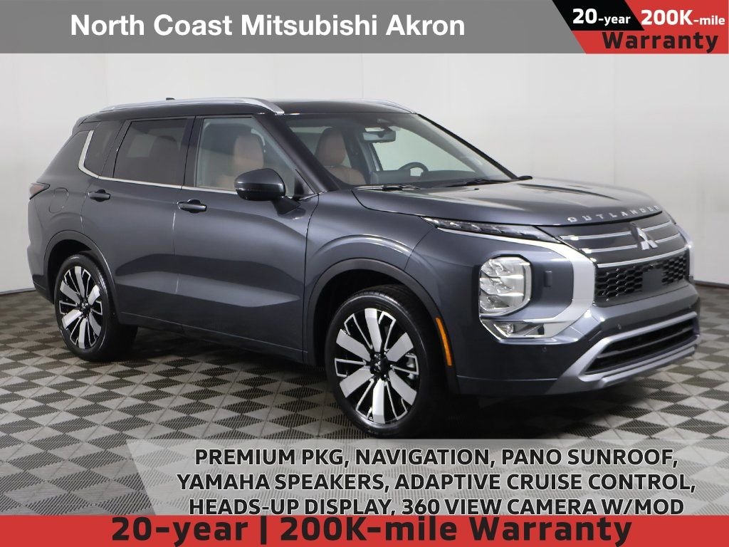 New 2025 Gray Mitsubishi SEL image 1