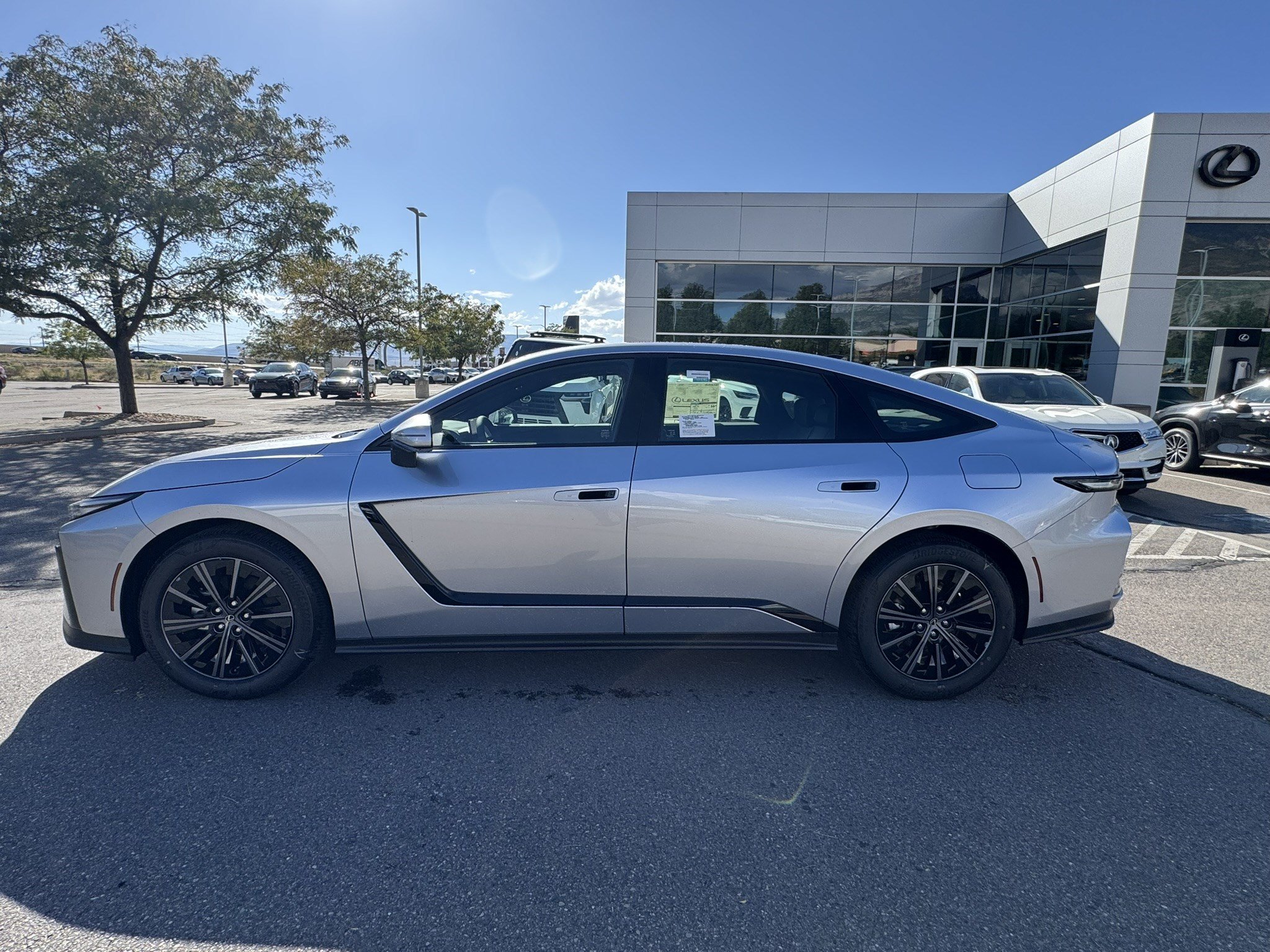 New 2026 Iridium Lexus PREMIUM AWD image 3