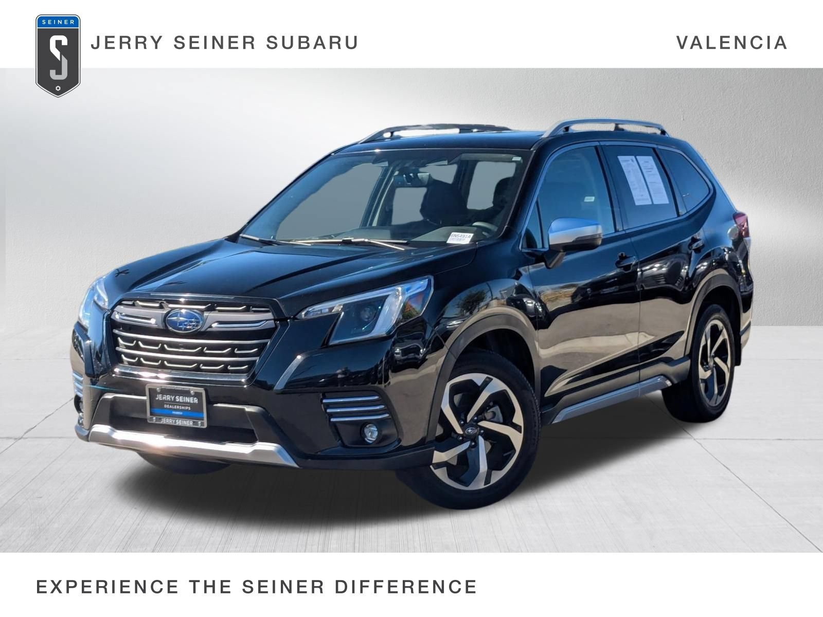2022 Subaru Forester Touring's photo