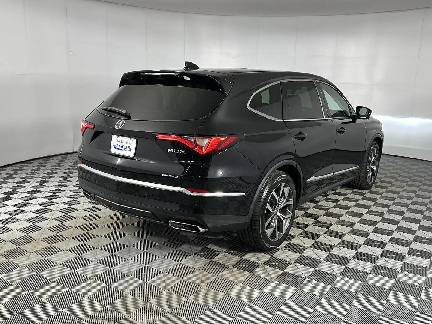 Used 2022 Majestic Black Pearl Acura SH-AWD w/Tech image 27