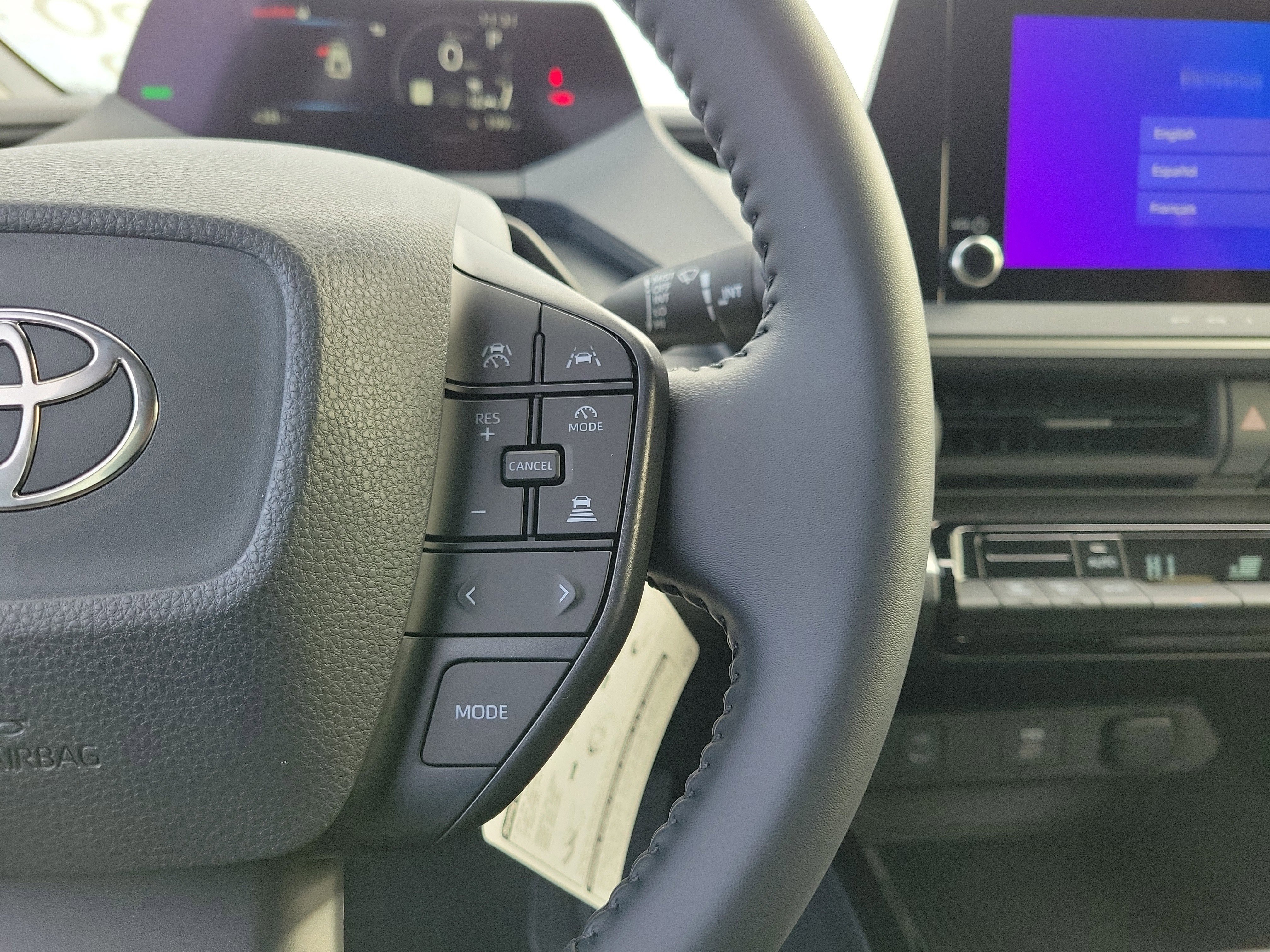 2026 Toyota Prius LE - Photo 23