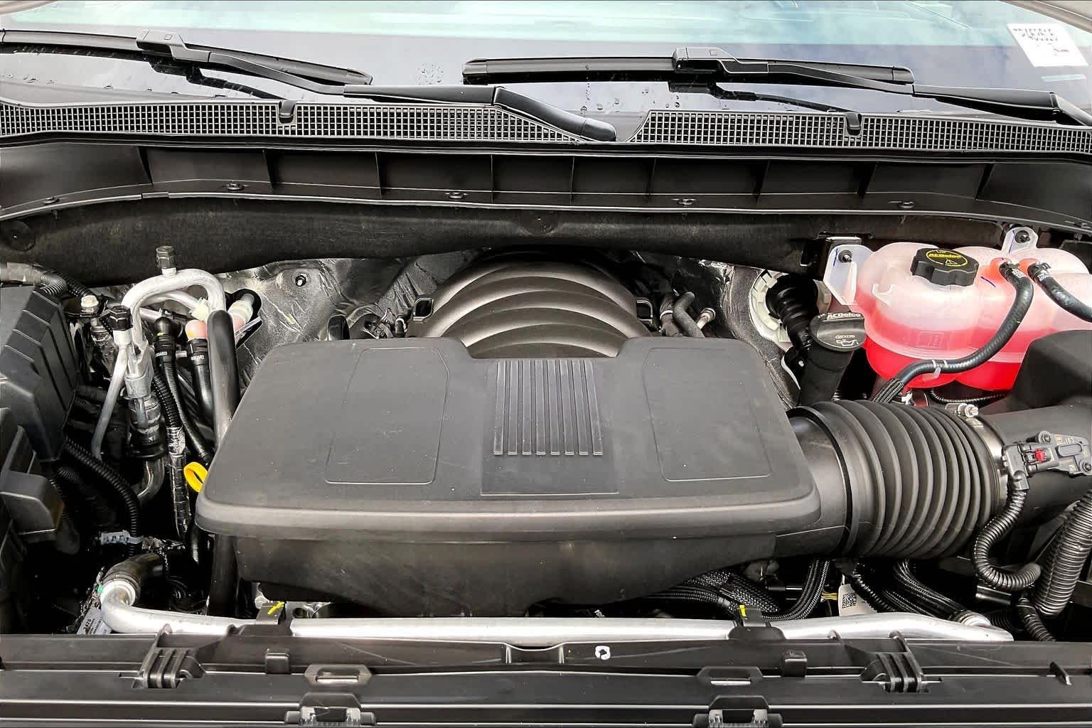 New 2026 Summit White Chevrolet LT image 16