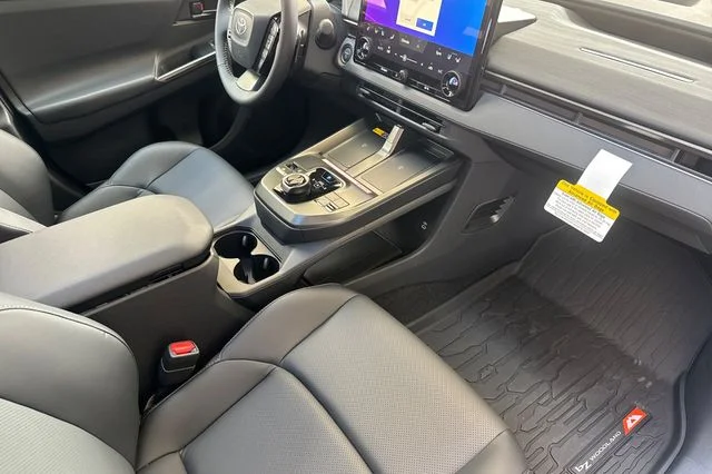 2026 Toyota bZ Woodland Woodland Premium - Photo 16