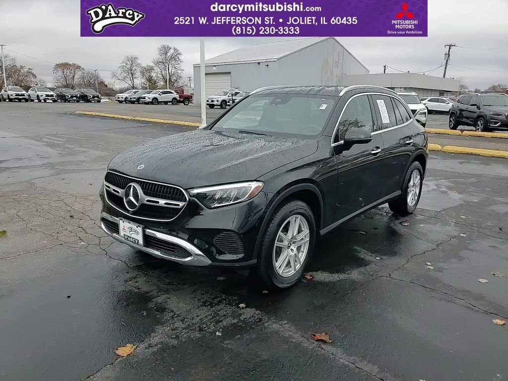 2025 Mercedes-Benz GLC