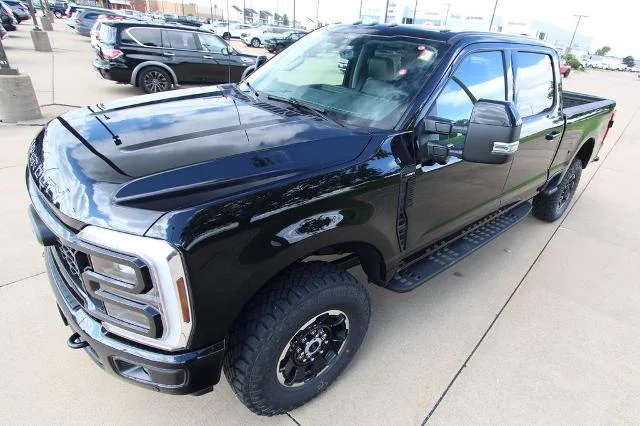 New 2026 Agate Black Metallic Ford F-350® Lariat® image 21
