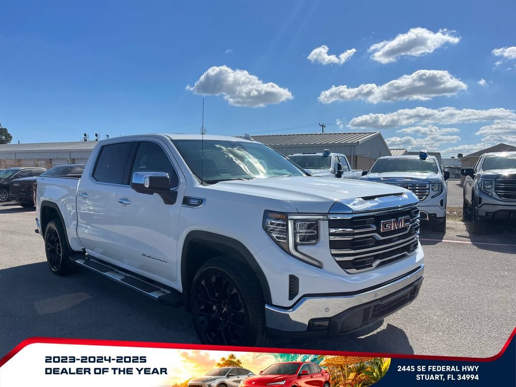 New 2026 Summit White GMC SLT image 2