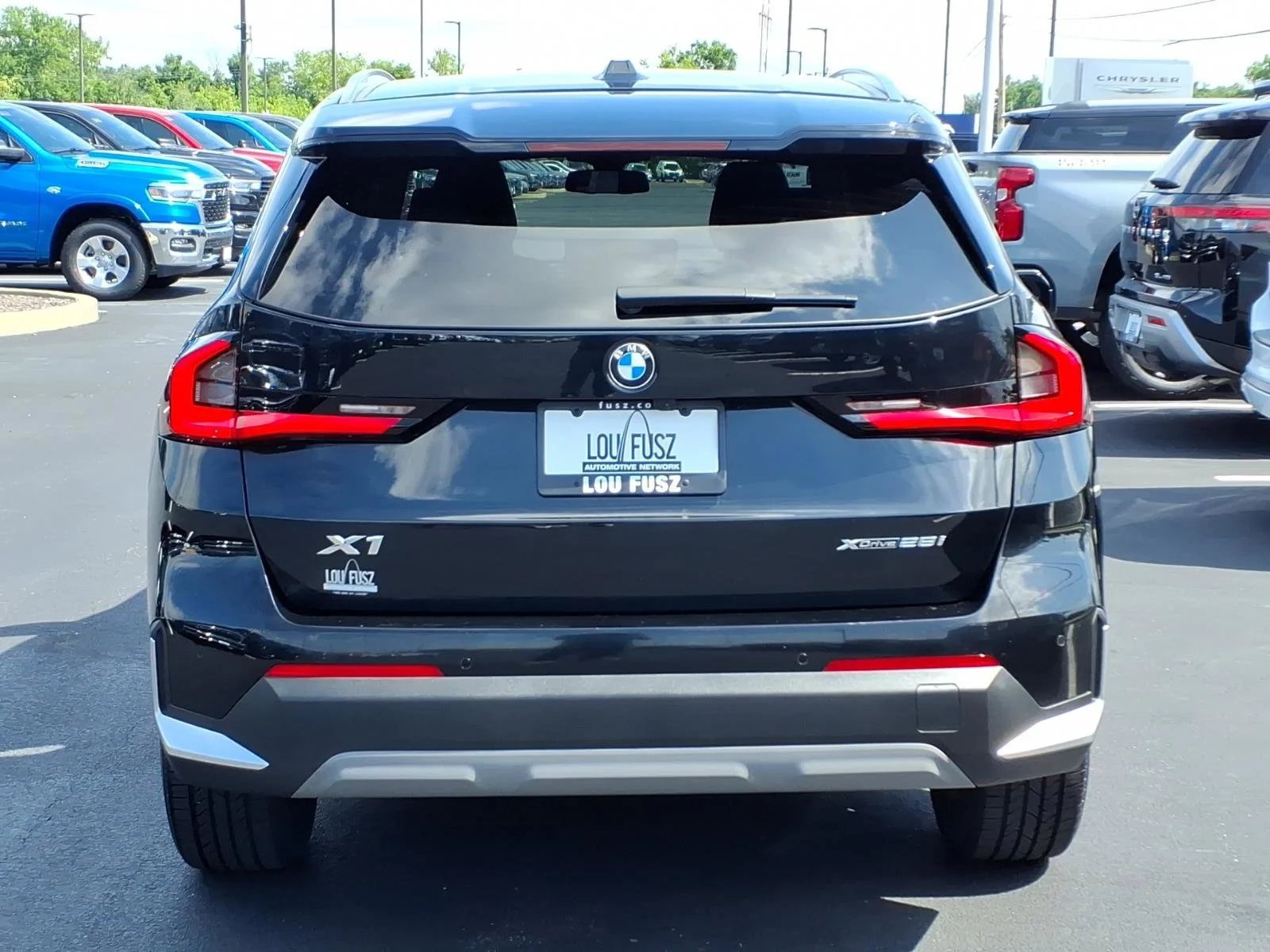 Used 2023 Black Sapphire Metallic BMW xDrive28i image 28