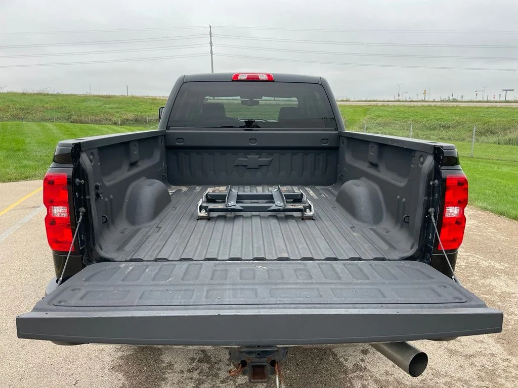 Used 2017 Black Chevrolet LTZ image 30
