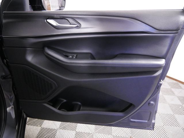Certified Used 2024 Gray Jeep Altitude image 11