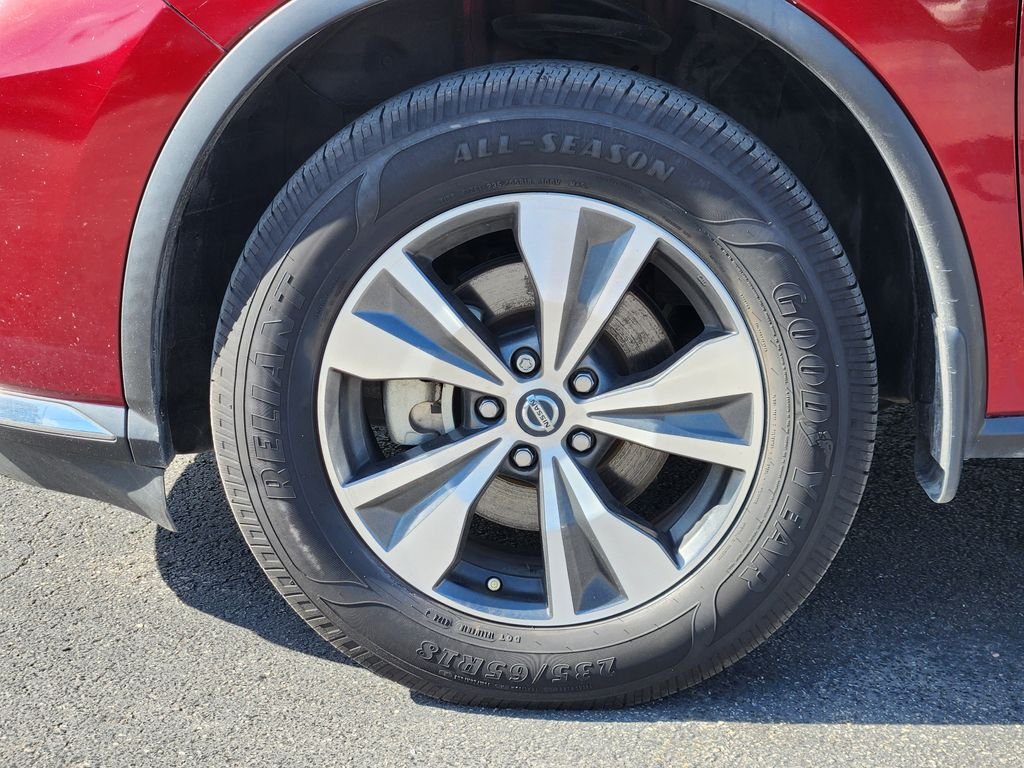 Used 2021 Red Nissan SV image 10