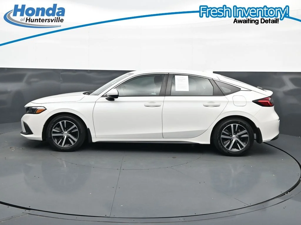 Used 2024 Platinum White Pearl Honda 2.0L LX image 6