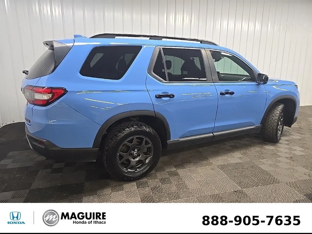 Used 2024  Honda TrailSport image 3