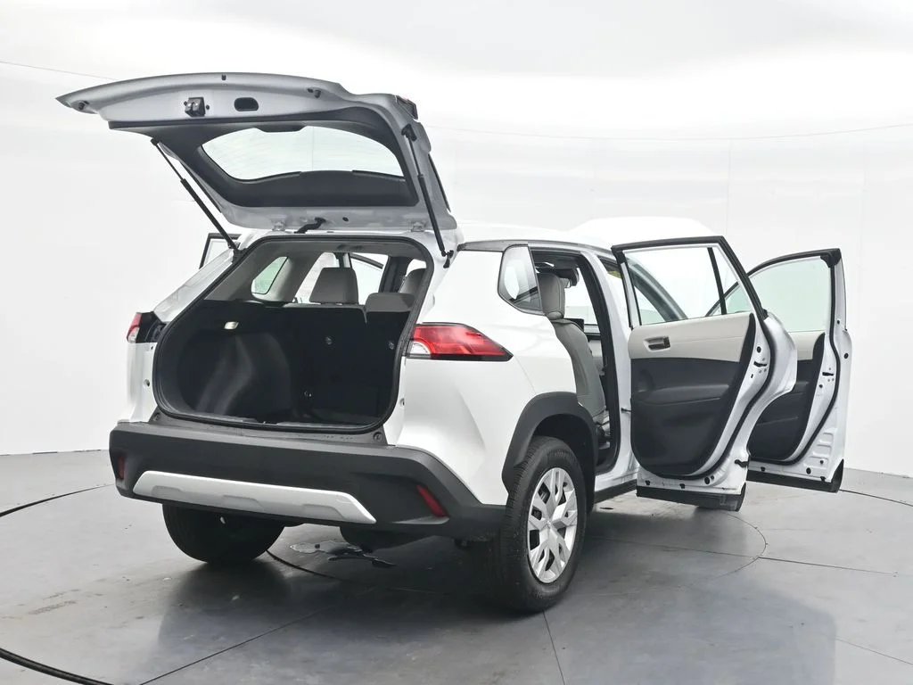 Used 2025 Beige Toyota L image 44