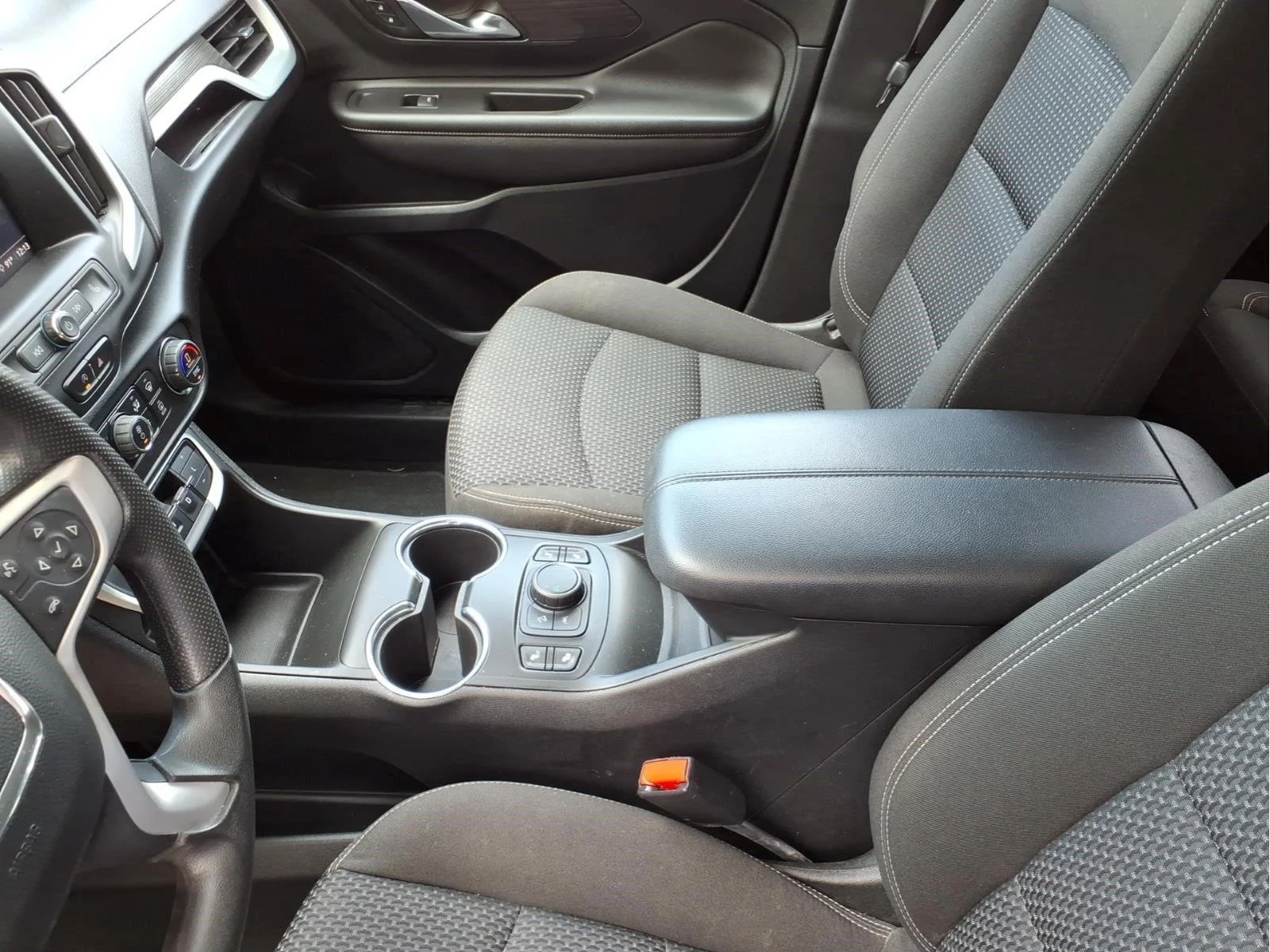 Used 2023 EBONY TWILIGHT METALLIC GMC SLE image 25