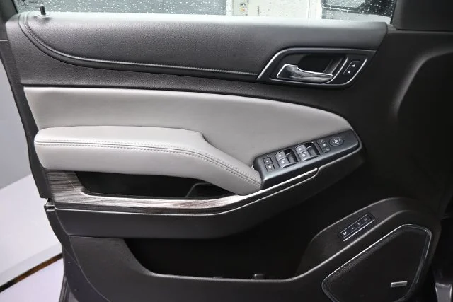 Used 2018 Gray Chevrolet LT image 21