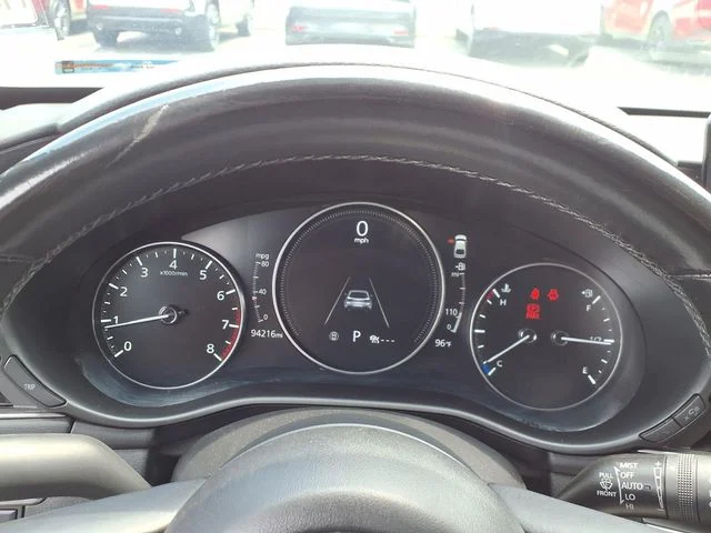 Used 2022 White Mazda Select image 13