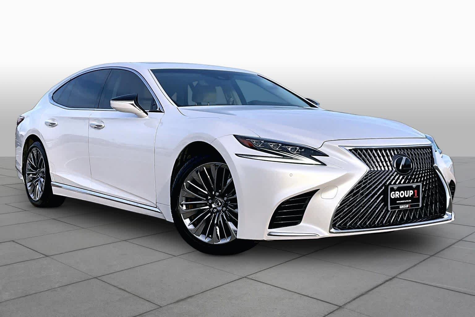 Used 2020 Eminent White Pearl Lexus  image 2