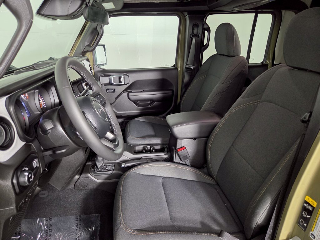 Used 2026 41 Jeep Sport S image 9