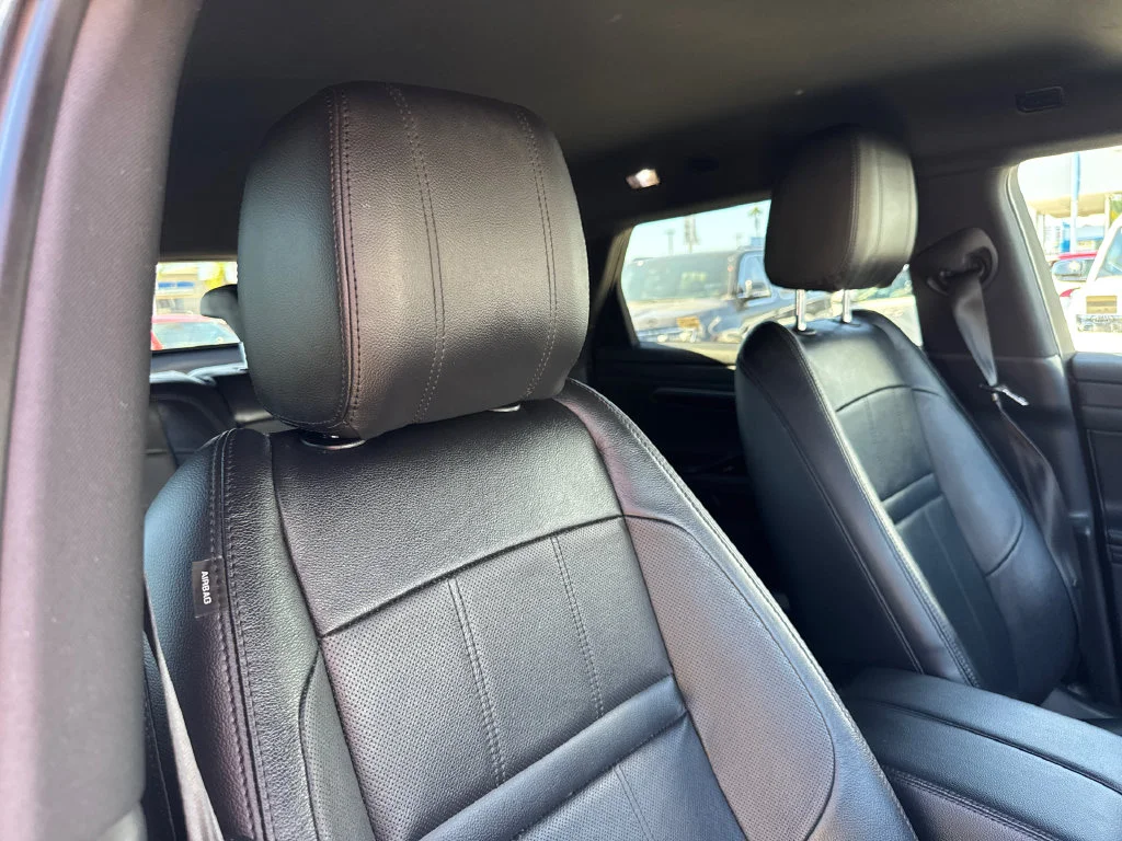 Used 2020 White Land Rover S image 14