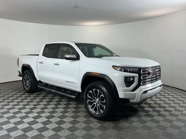 Used 2024 Summit White GMC Denali image 3