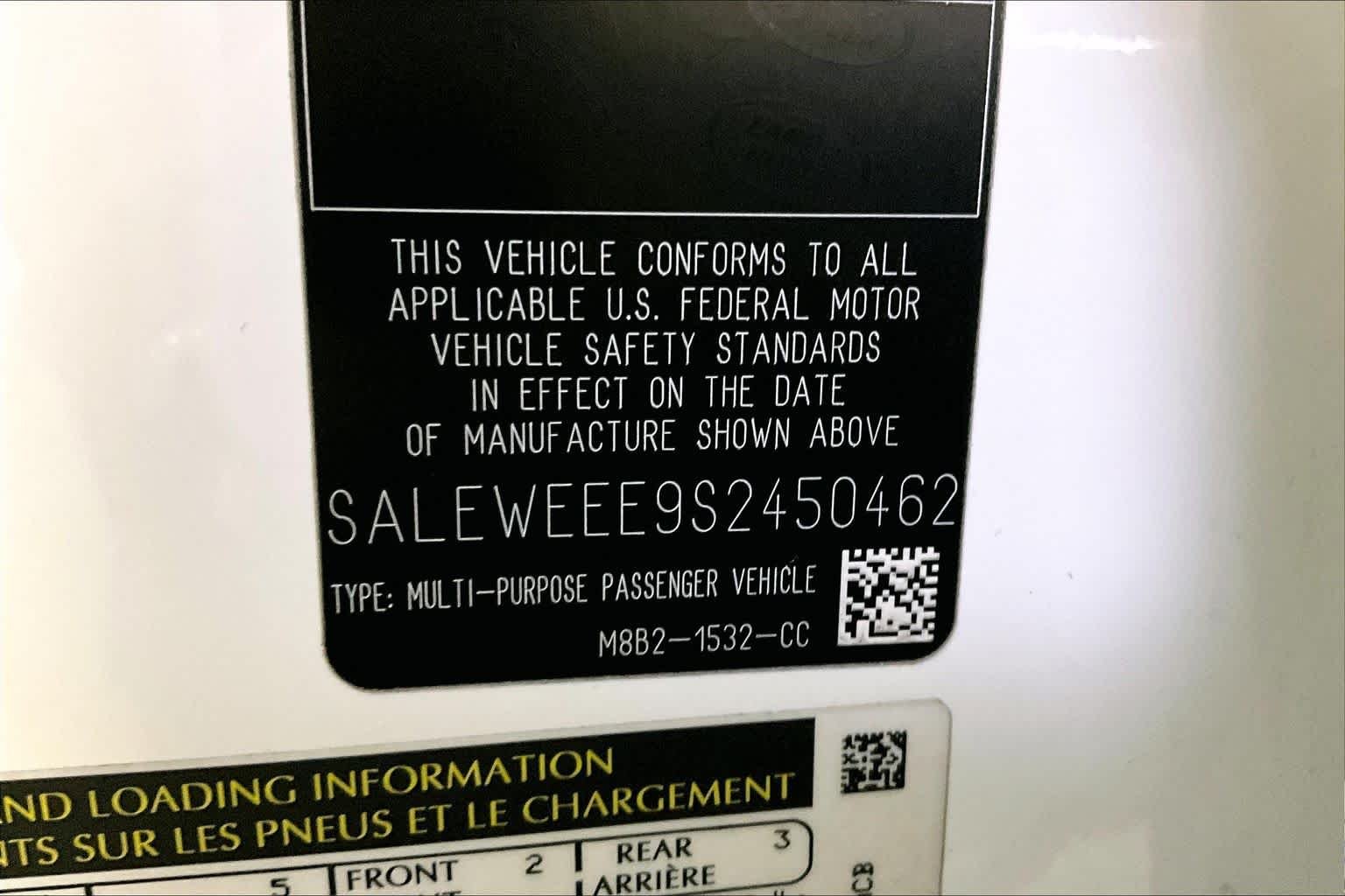 Used 2025 Fuji White Land Rover V8 image 33