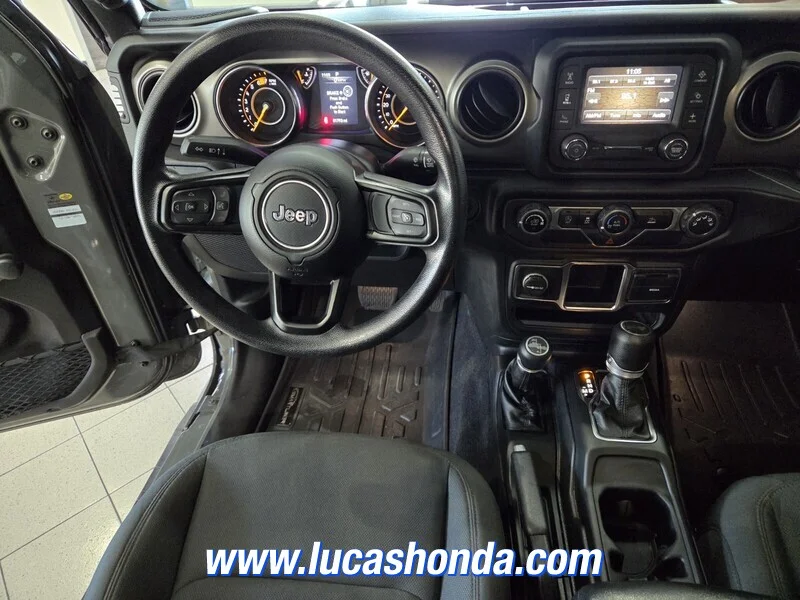 Used 2021 Gray JEEP UNLIMITED SPORT 4X4 image 9