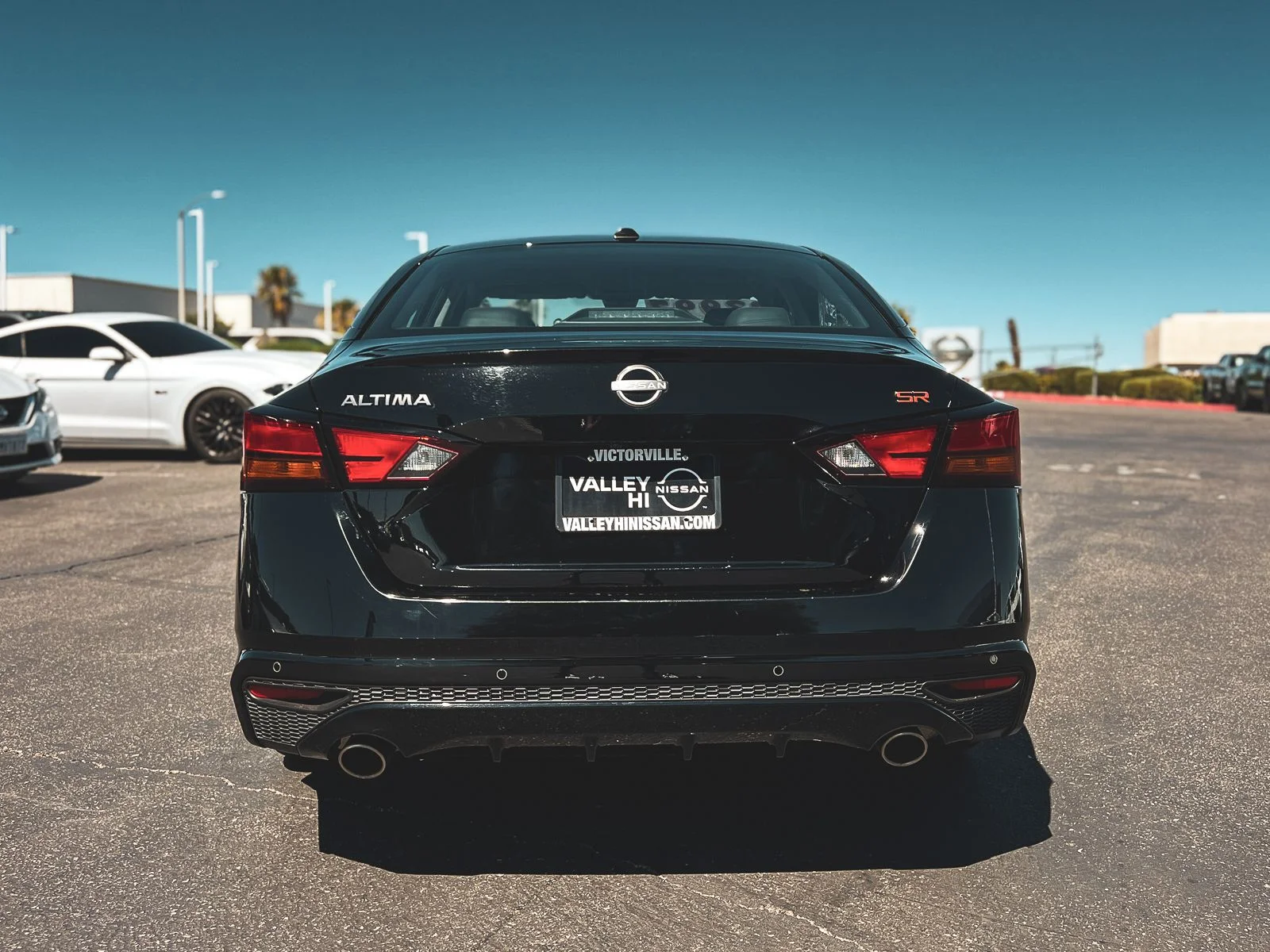 2025 Nissan Altima SR - Photo 6