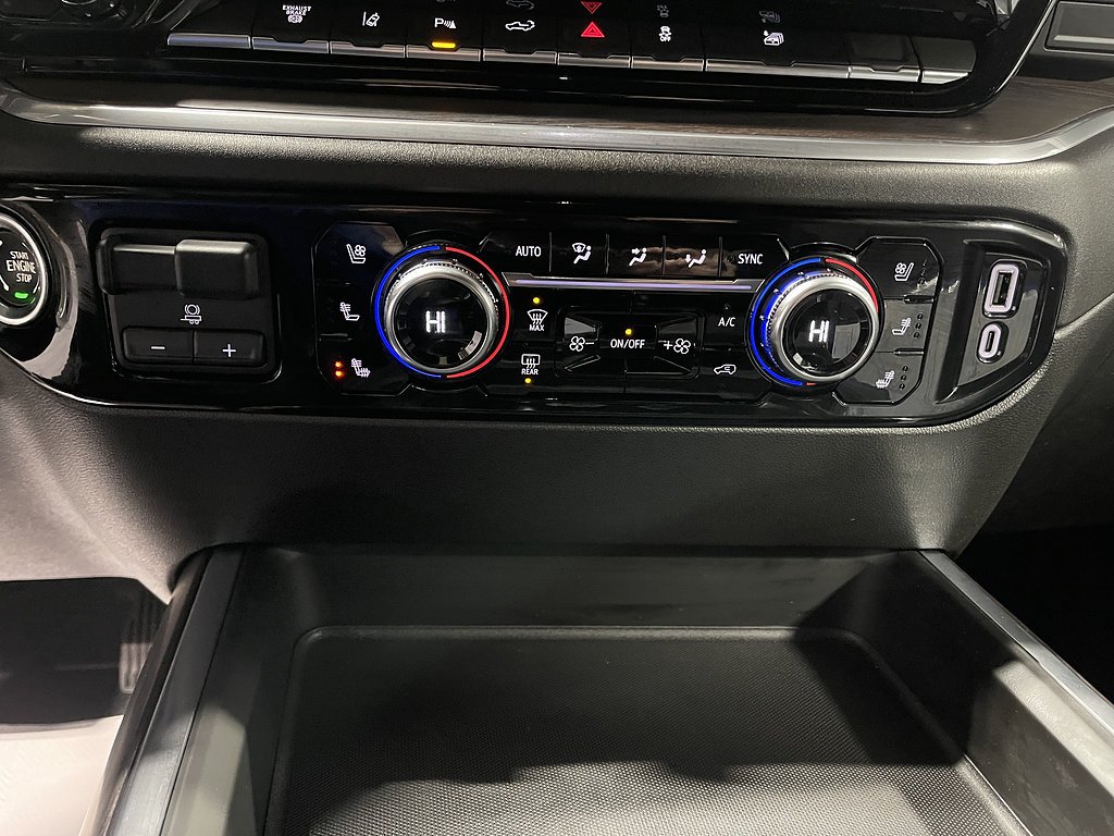 2025 GMC Sierra 2500HD SLT - Photo 29